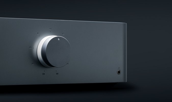 Edge A Integrated Amplifier front